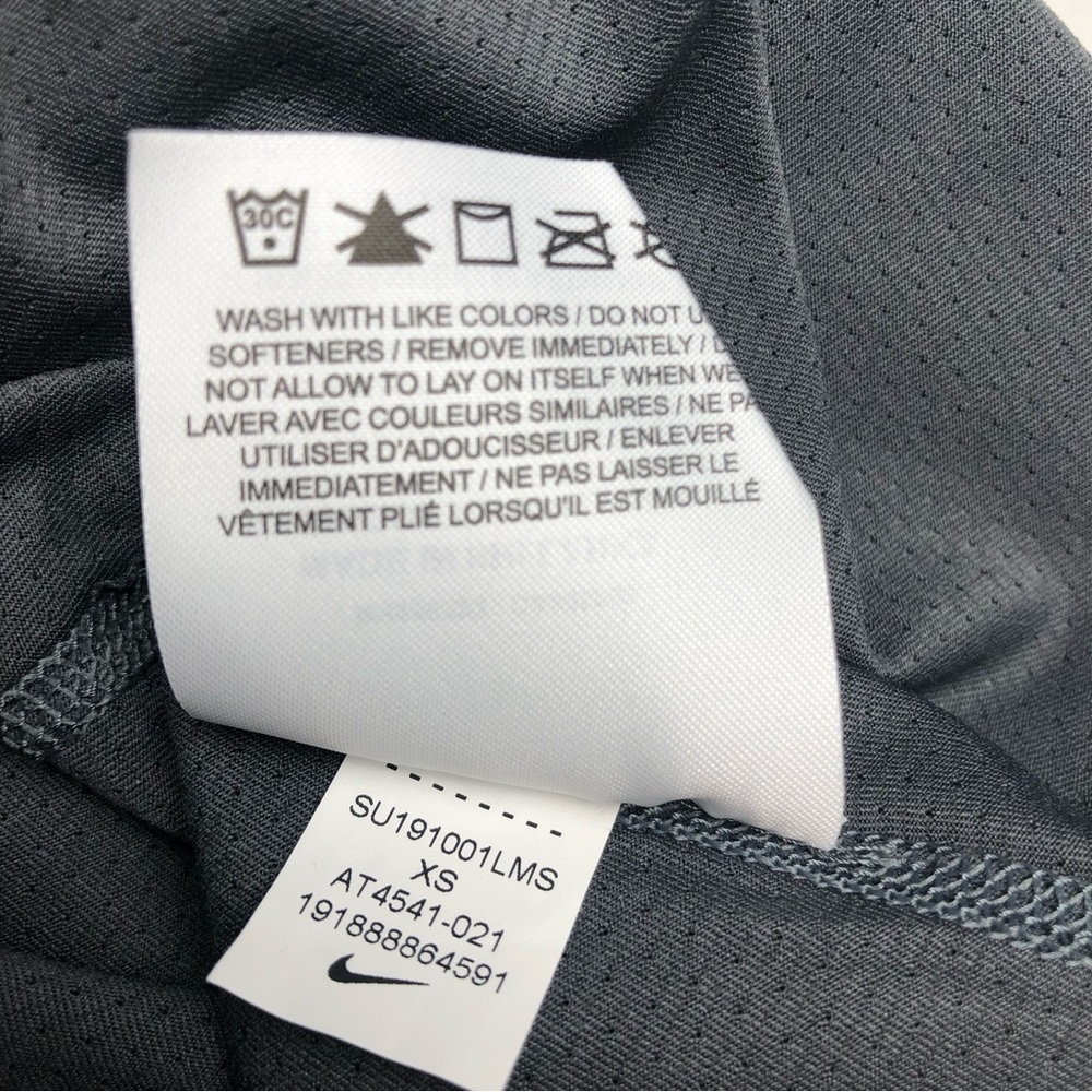 ⭐️NEW⭐️Nike Dri-Fit Women’s Race Back Tank Top - Picture 9 of 9